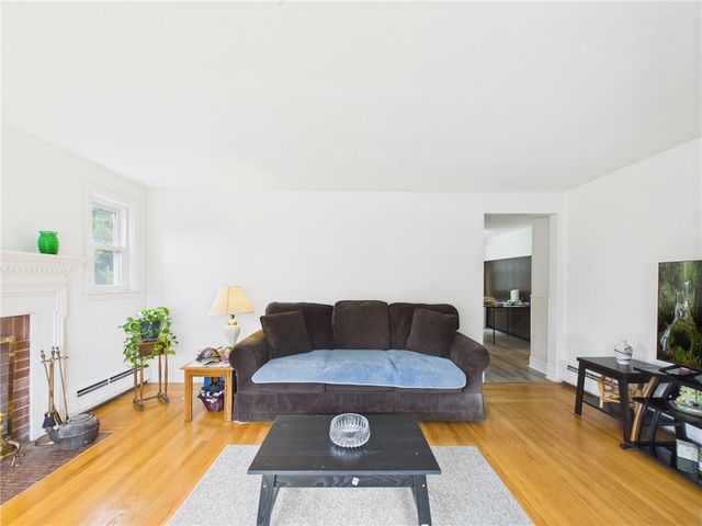 119 Gilbert Street, Warwick, RI 02886