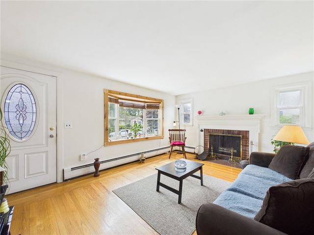 119 Gilbert Street, Warwick, RI 02886