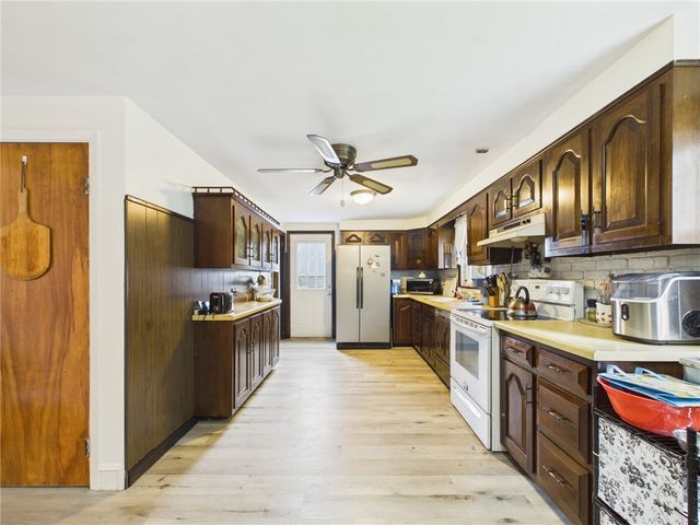 119 Gilbert Street, Warwick, RI 02886