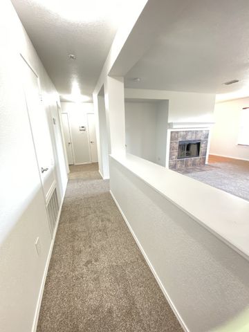 8016 Meadow View Trail, Fort Worth, TX 76120