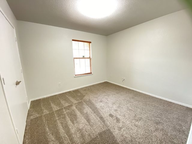 8016 Meadow View Trail, Fort Worth, TX 76120