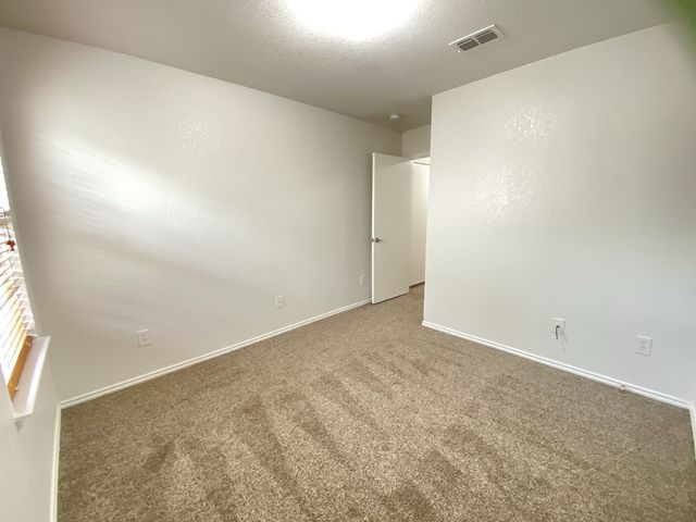 8016 Meadow View Trail, Fort Worth, TX 76120