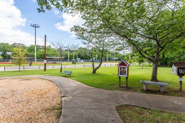 2457 Shadydale Lane, Decatur, GA 30033