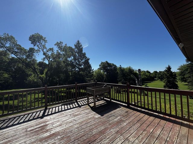 N56W25790 Richmond ROAD, Lisbon, WI 53089