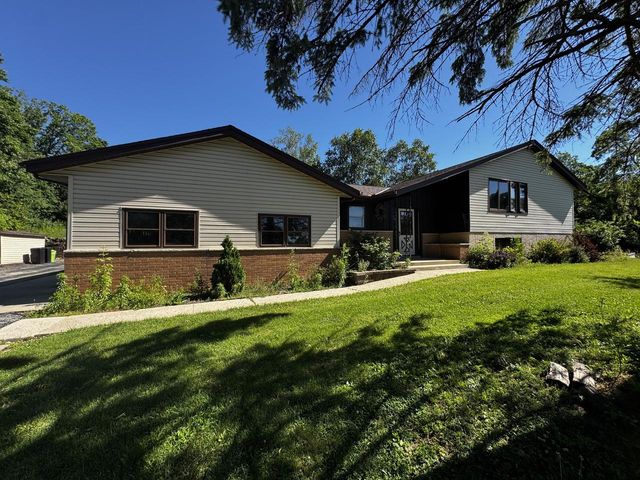 N56W25790 Richmond ROAD, Lisbon, WI 53089