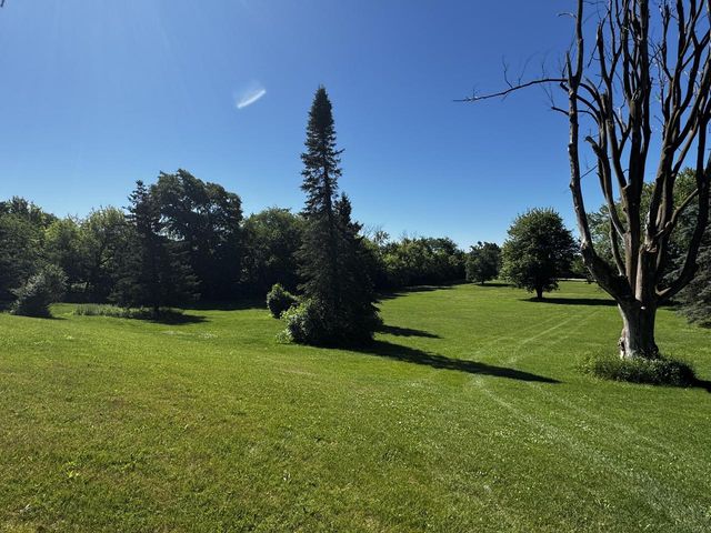 N56W25790 Richmond ROAD, Lisbon, WI 53089