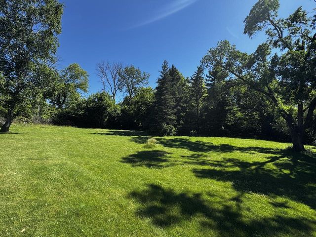 N56W25790 Richmond ROAD, Lisbon, WI 53089