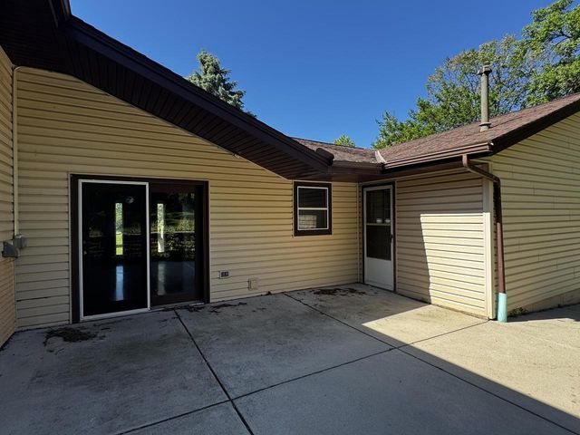 N56W25790 Richmond ROAD, Lisbon, WI 53089