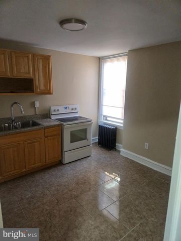 7317 E WALNUT LN, Philadelphia, PA 19138