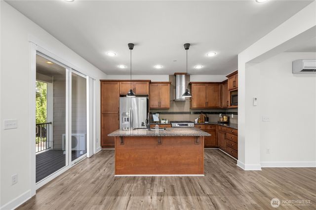 1382 Chelssea Walk NE, Issaquah, WA 98029