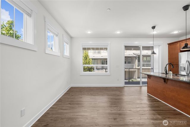 1382 Chelssea Walk NE, Issaquah, WA 98029