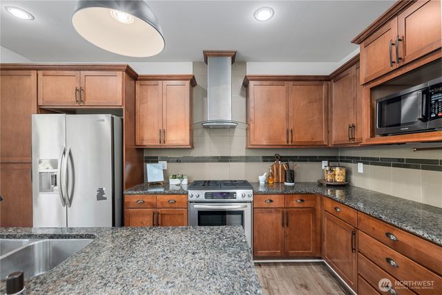 1382 Chelssea Walk NE, Issaquah, WA 98029