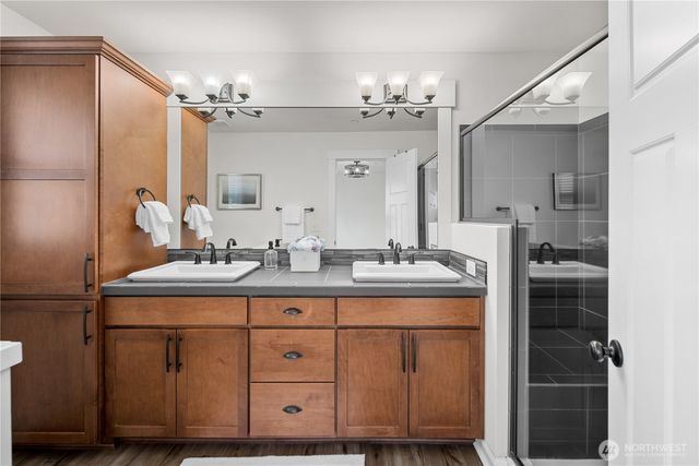 1382 Chelssea Walk NE, Issaquah, WA 98029