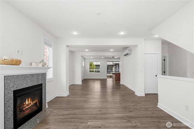 1382 Chelssea Walk NE, Issaquah, WA 98029
