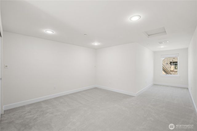 1382 Chelssea Walk NE, Issaquah, WA 98029