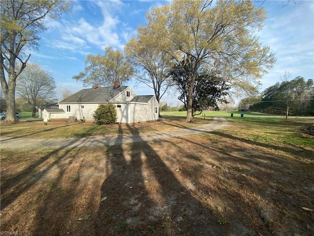 7444 Nc Highway 65, Summerfield, NC 27358