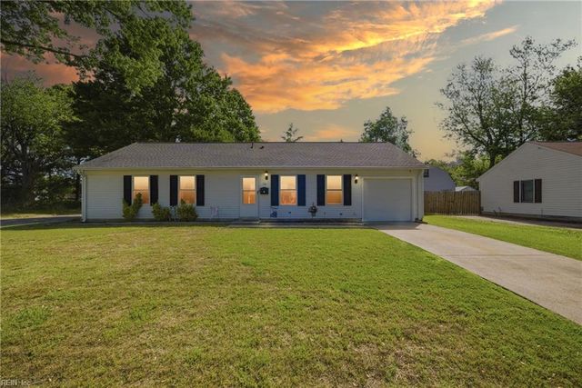 126 Harrington RD, Newport News, VA 23602