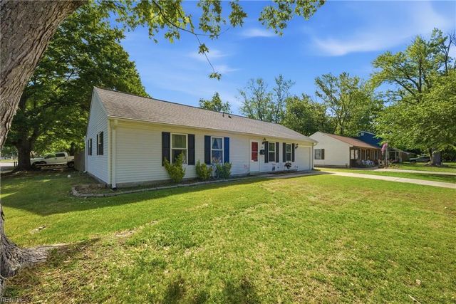 126 Harrington RD, Newport News, VA 23602