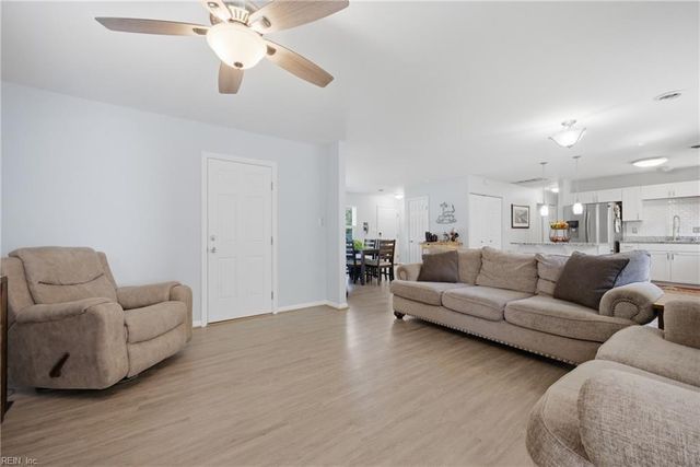 126 Harrington RD, Newport News, VA 23602