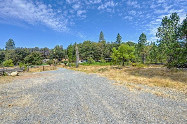 7300 State Hwy 193, Garden Valley, CA 95633