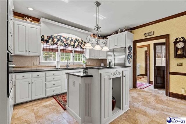 602 Cherokee Rd, Florence, SC 29501