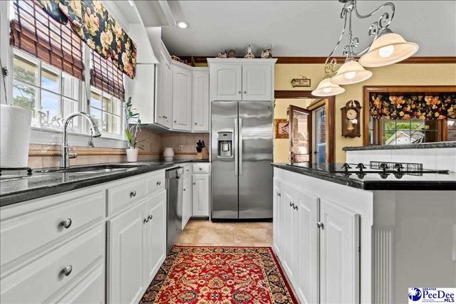 602 Cherokee Rd, Florence, SC 29501