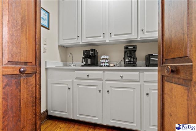 602 Cherokee Rd, Florence, SC 29501