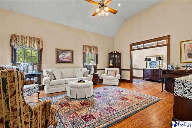 602 Cherokee Rd, Florence, SC 29501