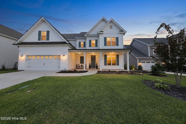 198 Man O War Lane, Hampstead, NC 28443