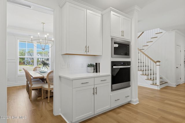 198 Man O War Lane, Hampstead, NC 28443