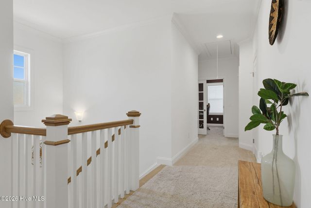 198 Man O War Lane, Hampstead, NC 28443
