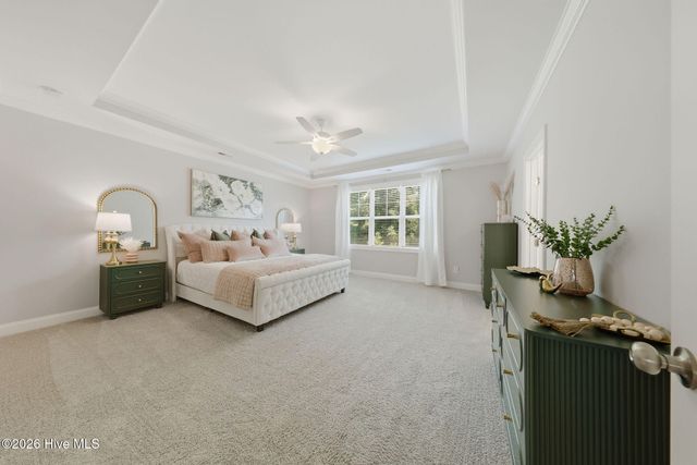 198 Man O War Lane, Hampstead, NC 28443