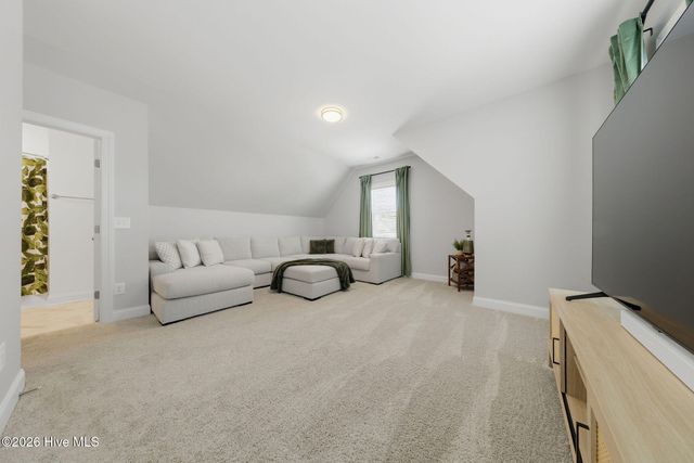 198 Man O War Lane, Hampstead, NC 28443