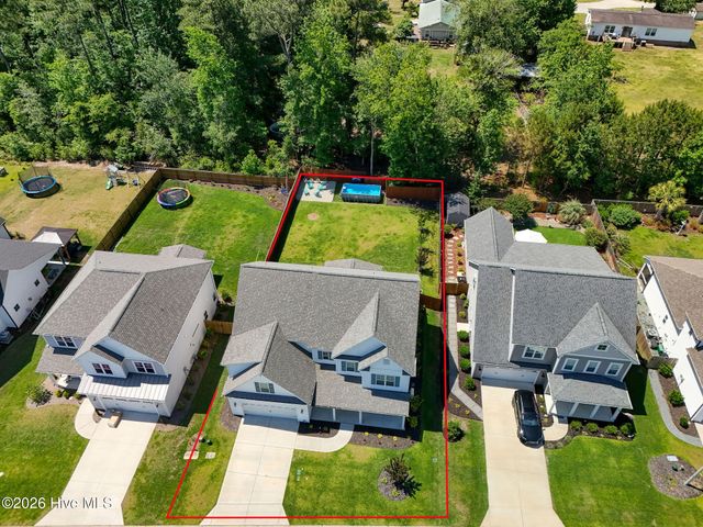 198 Man O War Lane, Hampstead, NC 28443