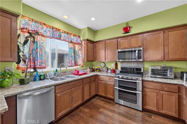 11916 Manzanilla Lane, Los Angeles, CA 90047