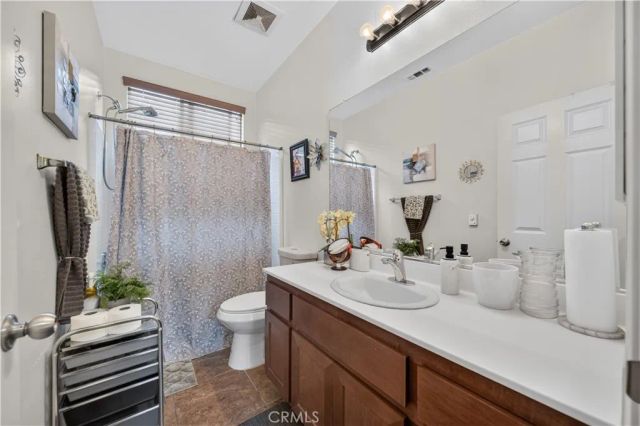 11916 Manzanilla Lane, Los Angeles, CA 90047