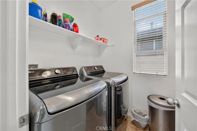 11916 Manzanilla Lane, Los Angeles, CA 90047