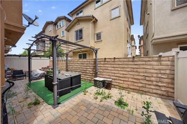 11916 Manzanilla Lane, Los Angeles, CA 90047