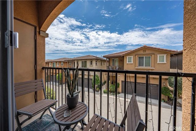 11916 Manzanilla Lane, Los Angeles, CA 90047