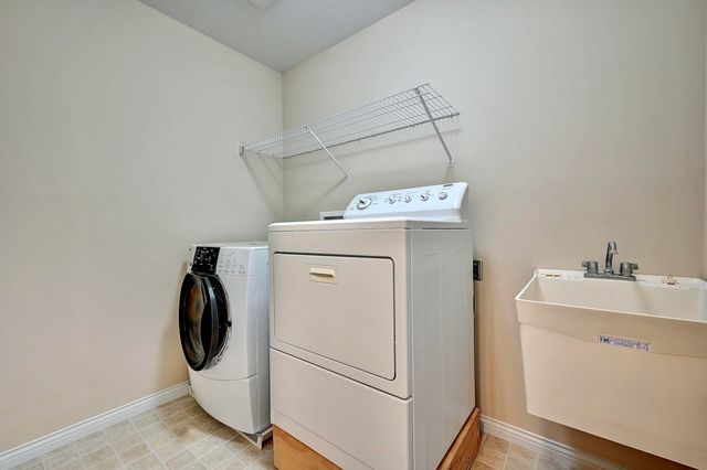 8629 Treeline Drive, Florence, KY 41042