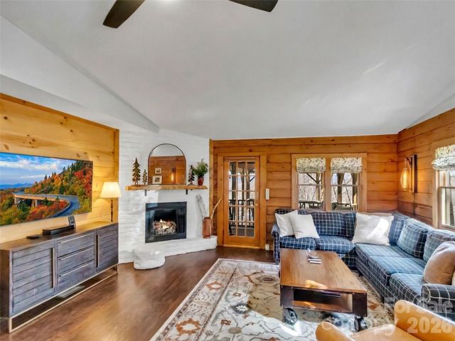 63 Alpaugh Drive, Waynesville, NC 28786