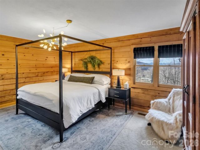 63 Alpaugh Drive, Waynesville, NC 28786