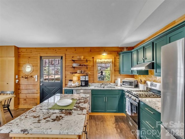 63 Alpaugh Drive, Waynesville, NC 28786