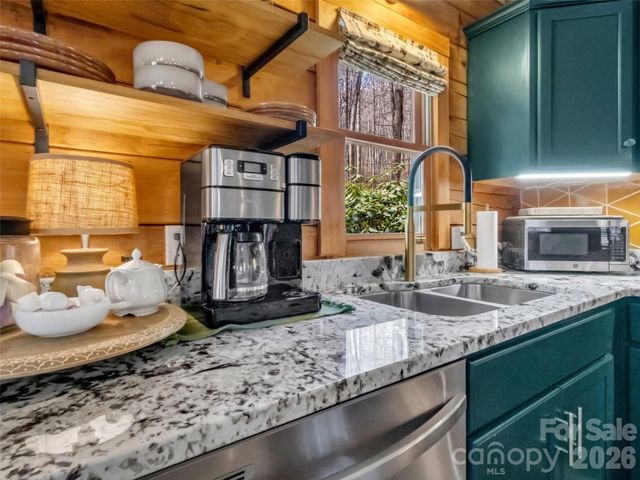 63 Alpaugh Drive, Waynesville, NC 28786