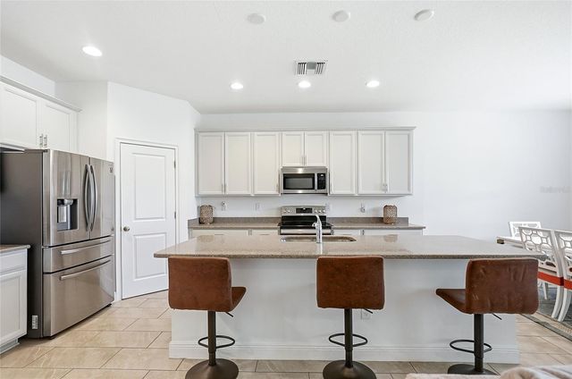 109 AZUL DRIVE, Seffner, FL 33584