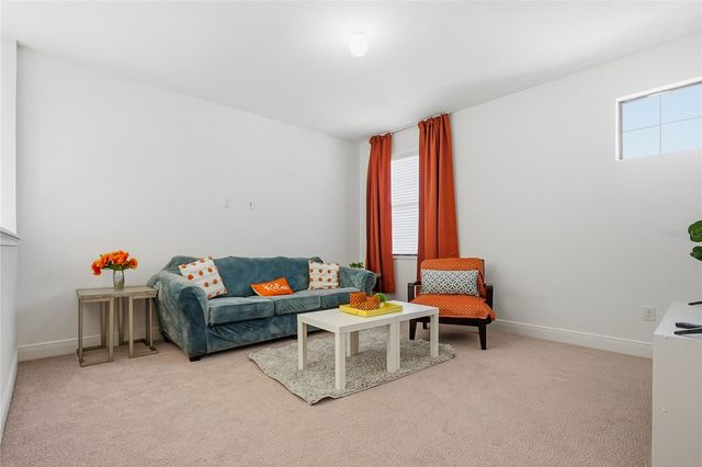 109 AZUL DRIVE, Seffner, FL 33584