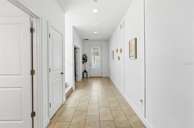 109 AZUL DRIVE, Seffner, FL 33584