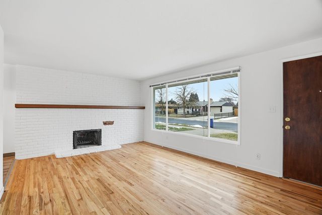 5619 N FOTHERINGHAM St, Spokane, WA 99205