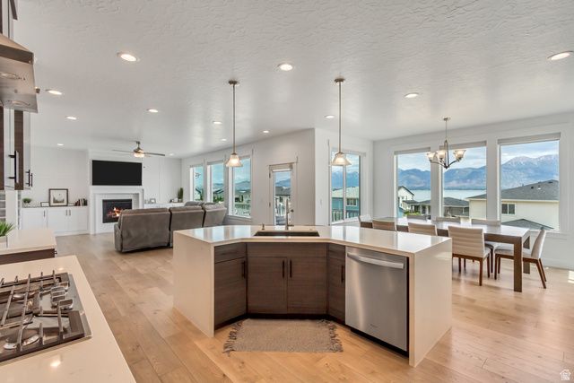 2888 S PUDDLE LN, Saratoga Springs, UT 84045