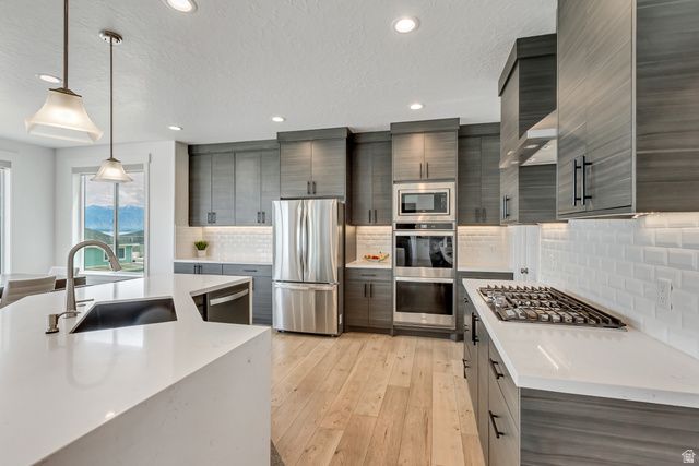 2888 S PUDDLE LN, Saratoga Springs, UT 84045